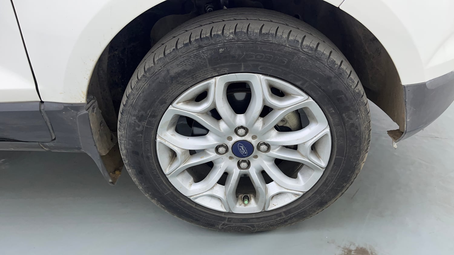 Used 2016 Ford EcoSport Titanium 1.5L Ti-VCT AT Petrol Automatic tyres RIGHT FRONT TYRE RIM VIEW