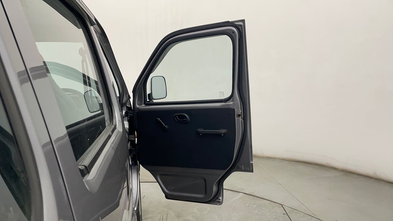 Used 2023 Maruti Suzuki Eeco 5 STR AC Petrol Manual interior RIGHT FRONT DOOR OPEN VIEW
