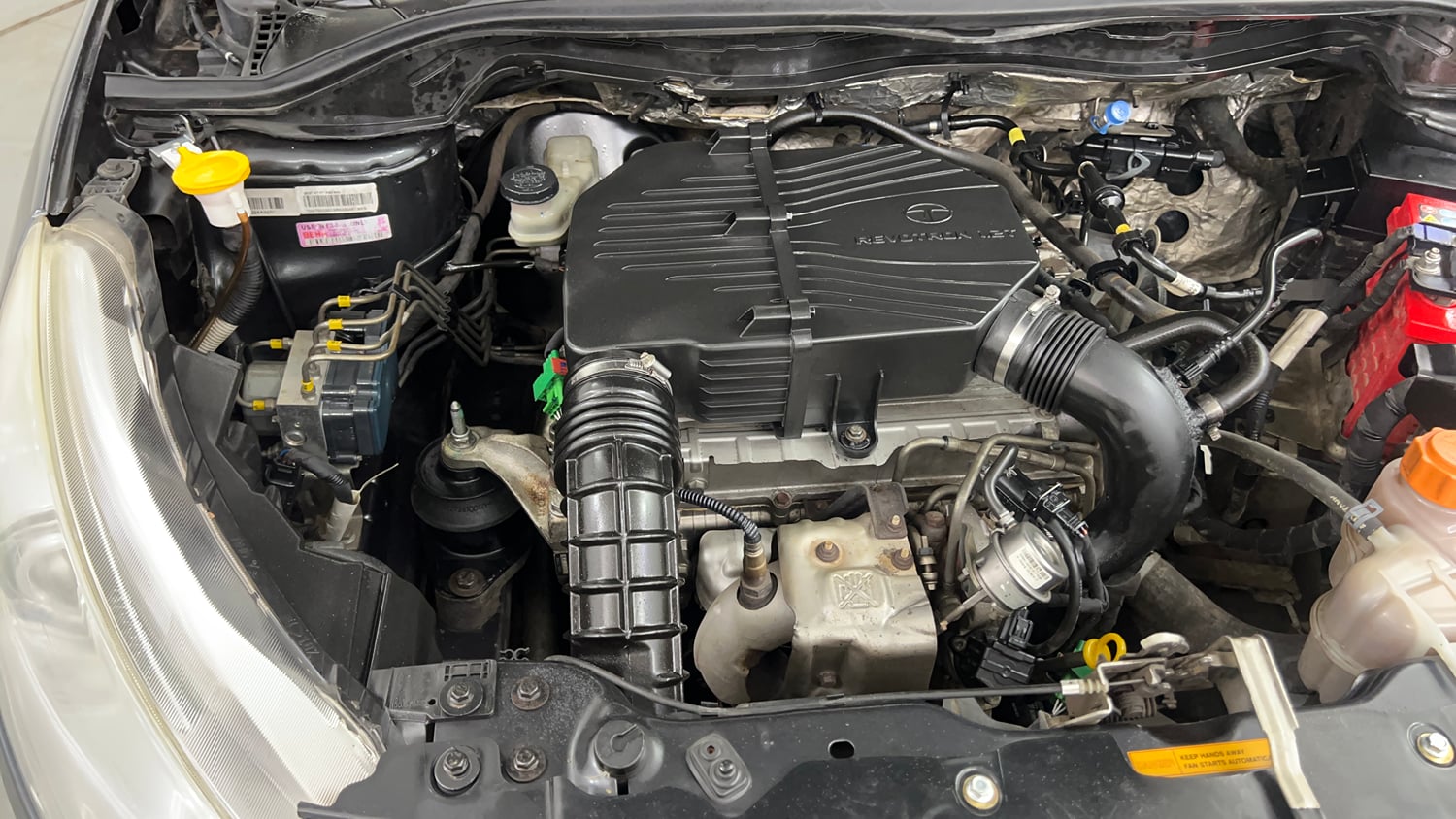 Used 2016 Tata Zest XT Petrol Petrol Manual engine ENGINE RIGHT SIDE VIEW