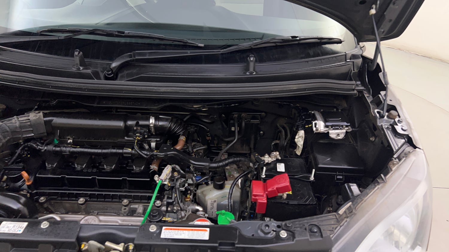 Used 2024 Maruti Suzuki Wagon R ZXI Plus 1.2 AGS Petrol Automatic engine ENGINE LEFT SIDE HINGE & APRON VIEW