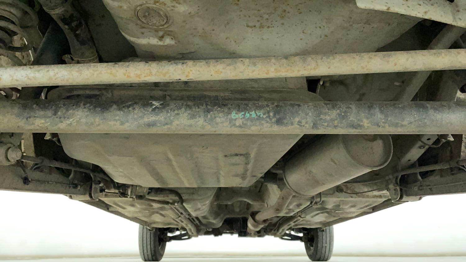 Used 2019 Maruti Suzuki Alto 800 LXi Petrol Manual extra REAR UNDERBODY VIEW (TAKEN FROM REAR)