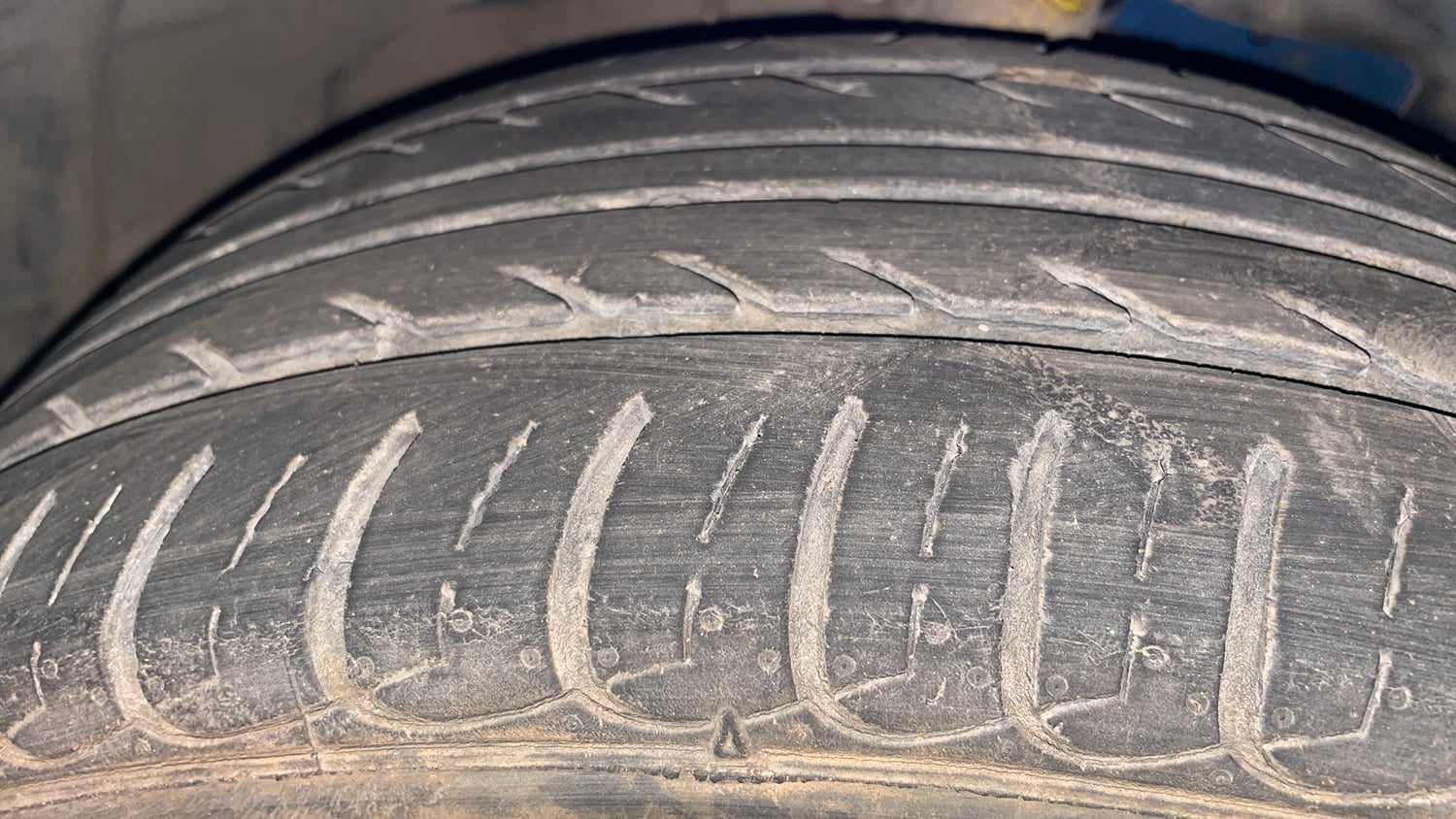 Used 2020 Ford EcoSport Titanium + 1.5L Ti-VCT AT Petrol Automatic tyres RIGHT FRONT TYRE TREAD VIEW