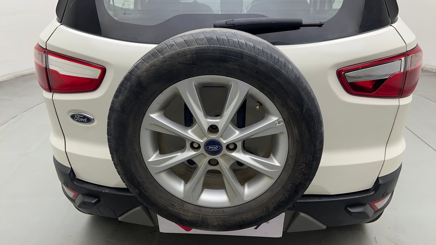 Used 2021 Ford EcoSport Titanium 1.5L Ti-VCT Petrol Manual tyres SPARE TYRE VIEW