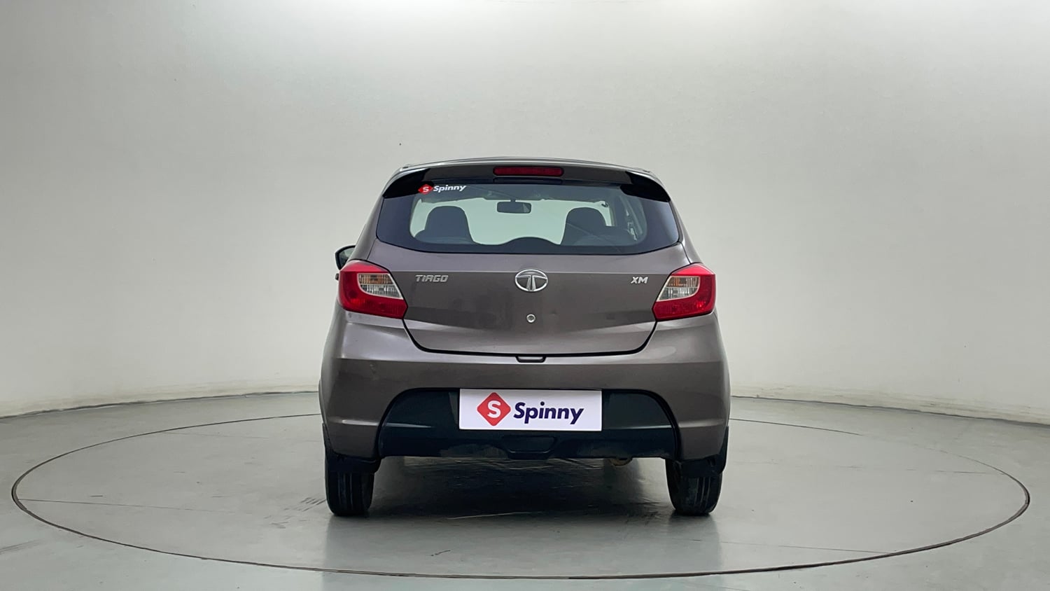Used 2016 Tata Tiago Revotron XM Petrol Manual exterior BACK VIEW
