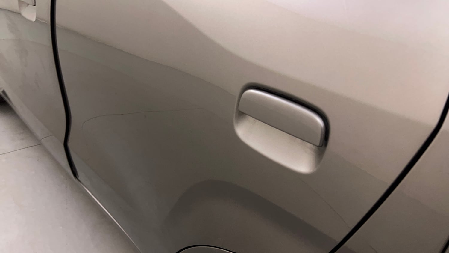 Used 2024 Maruti Suzuki Wagon R ZXI Plus 1.2 AGS Petrol Automatic dents MINOR SCRATCH