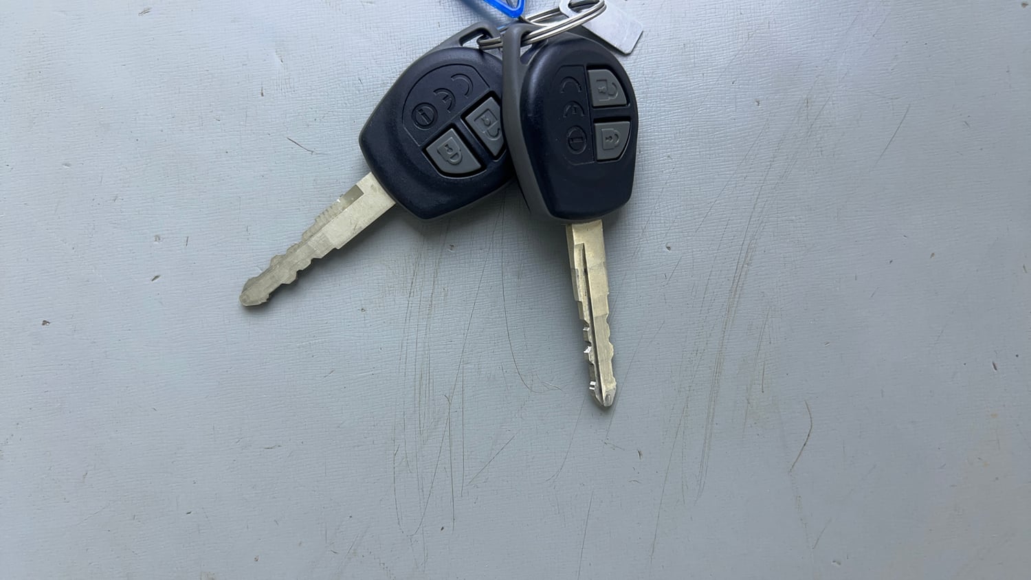 Used 2023 Maruti Suzuki Wagon R VXI 1.0 Petrol Manual extra CAR KEY VIEW