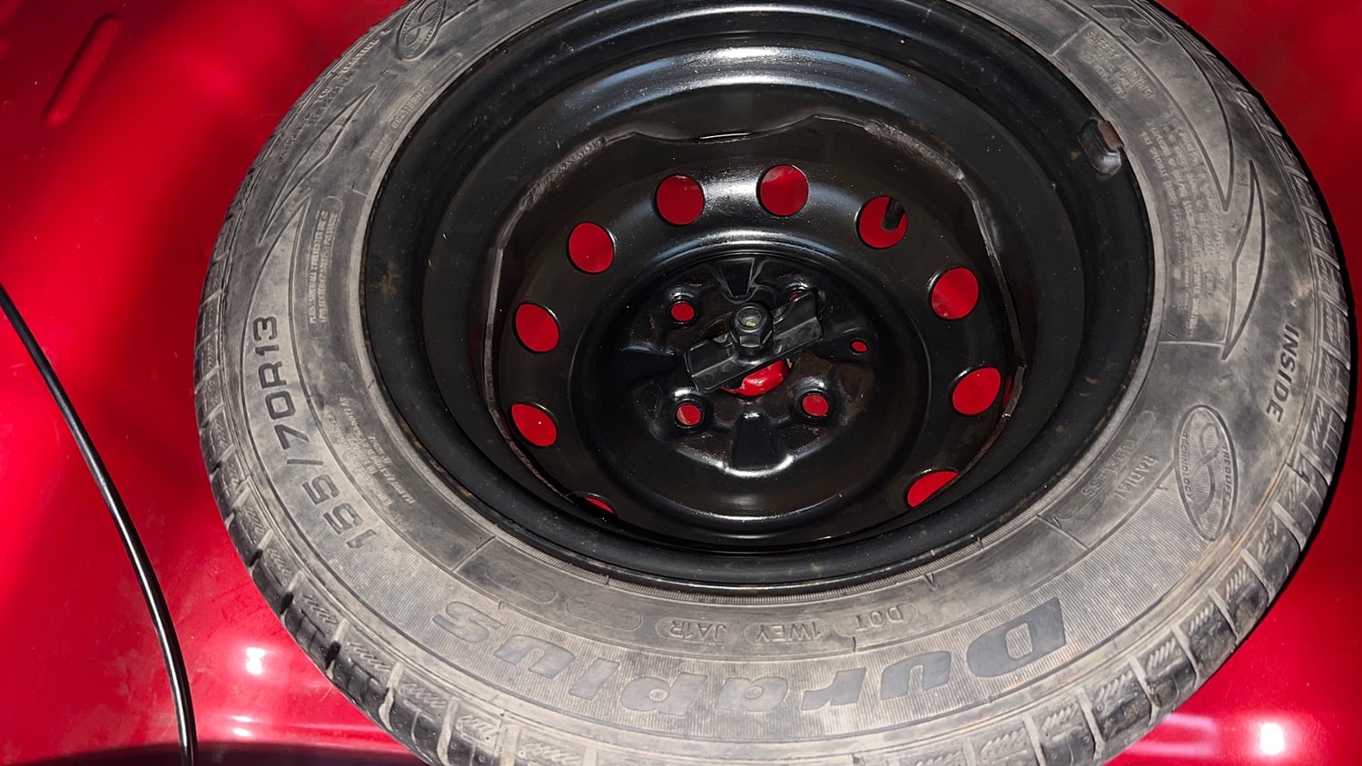 Used 2014 Hyundai Eon Sportz Petrol Manual tyres SPARE TYRE VIEW