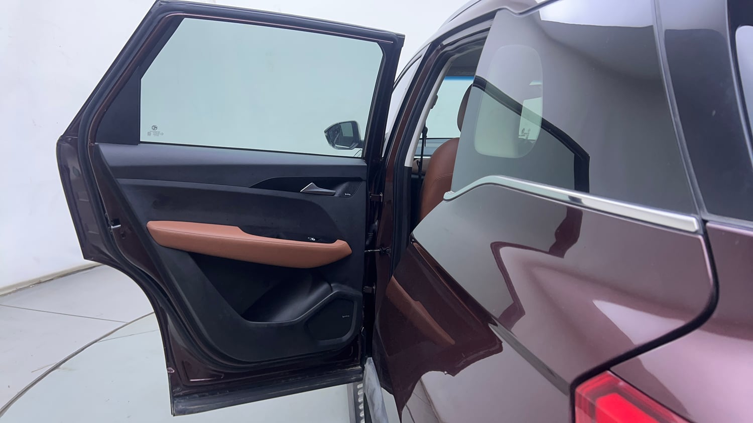 Used 2020 MG Motors Hector Plus Sharp 1.5 DCT Petrol Petrol Automatic interior LEFT REAR DOOR OPEN VIEW