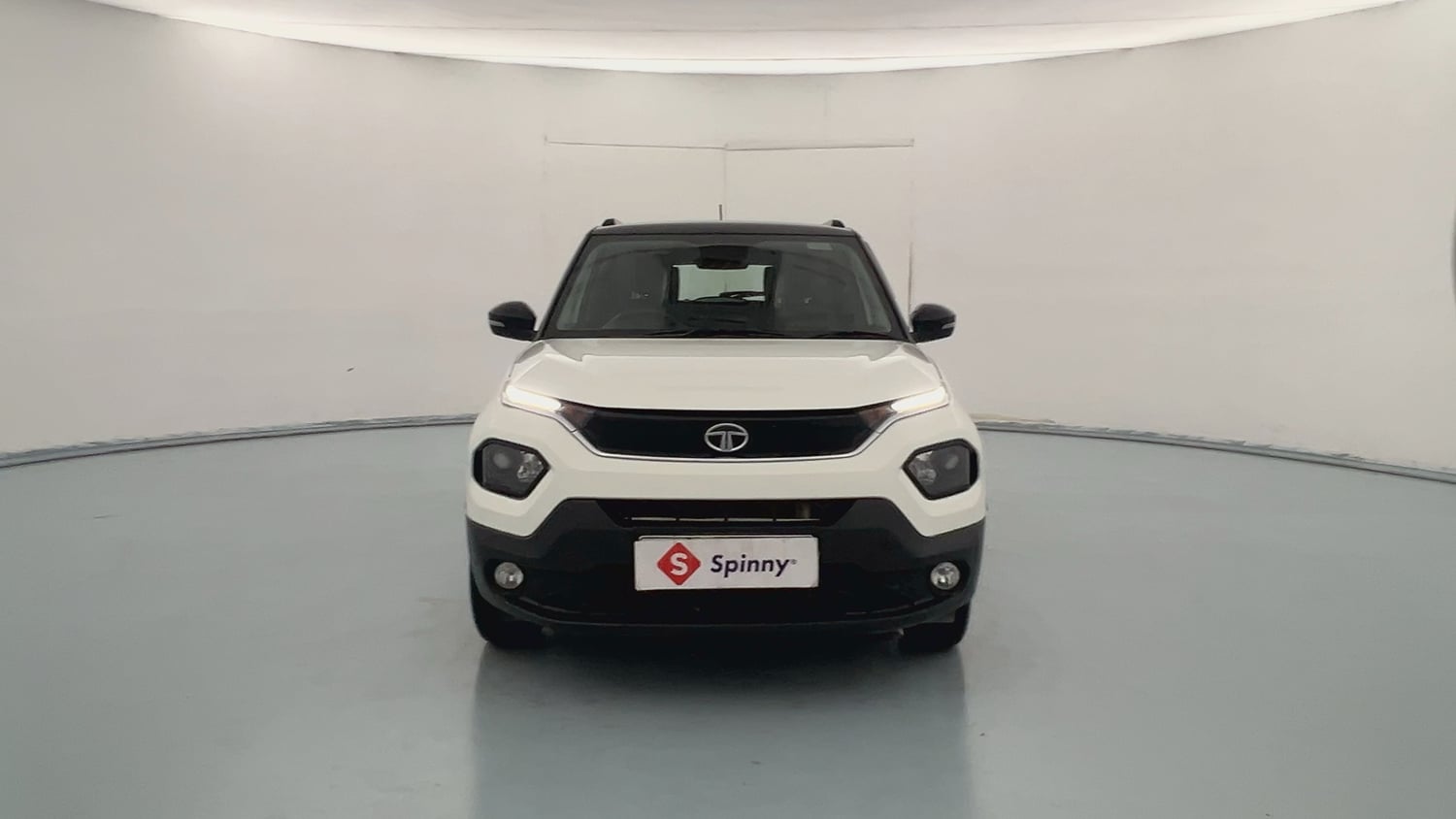 Used 2023 Tata Punch Creative Dual Tone Petrol Manual exterior FRONT VIEW