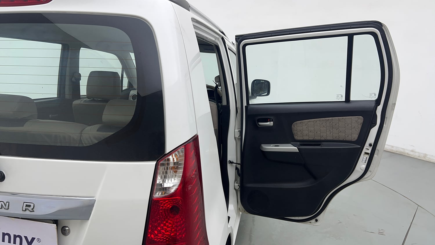Used 2015 Maruti Suzuki Wagon R VXI Petrol Manual interior RIGHT REAR DOOR OPEN VIEW