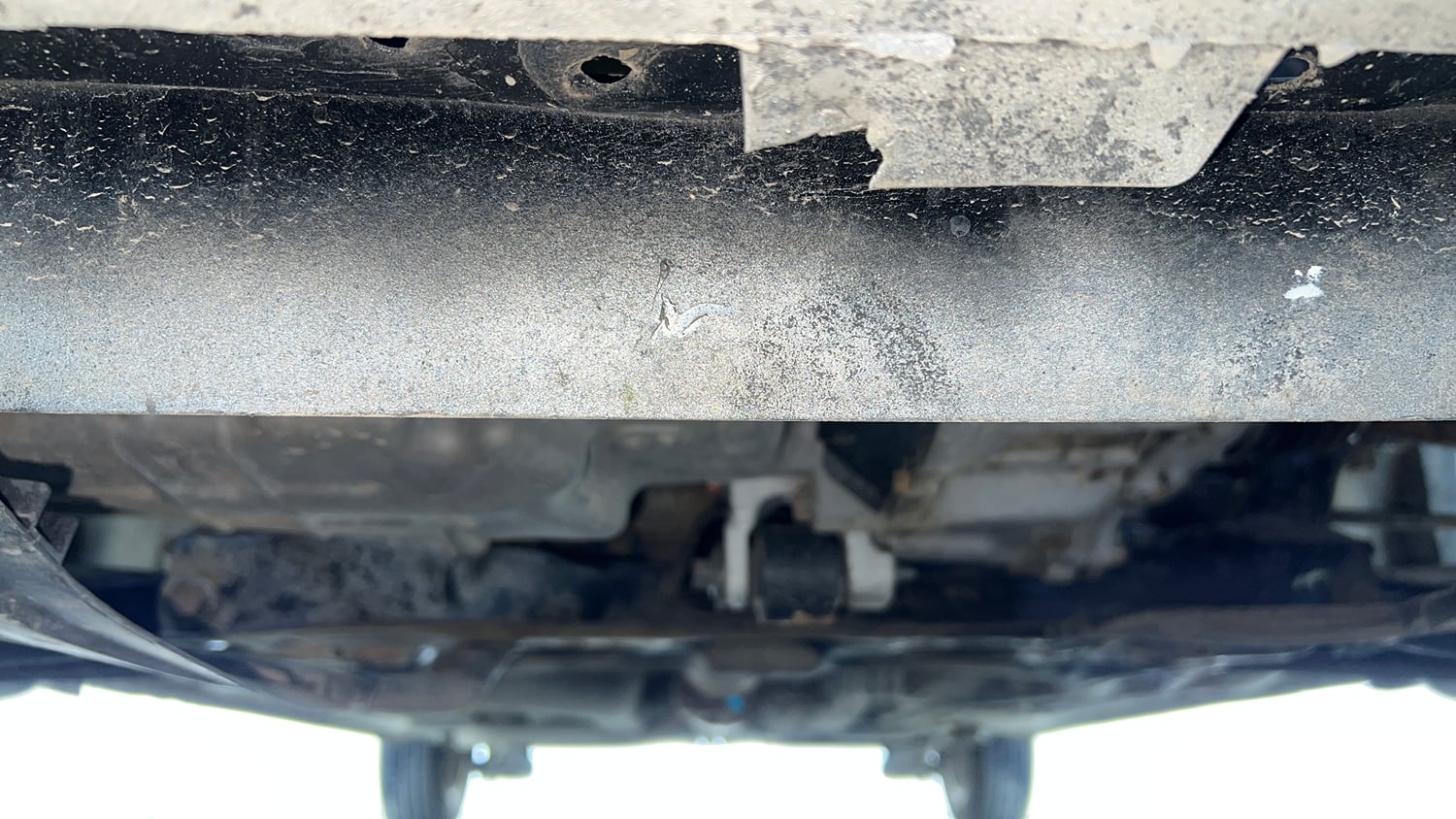 Used 2013 Honda Brio V MT Petrol Manual extra FRONT LEFT UNDERBODY VIEW