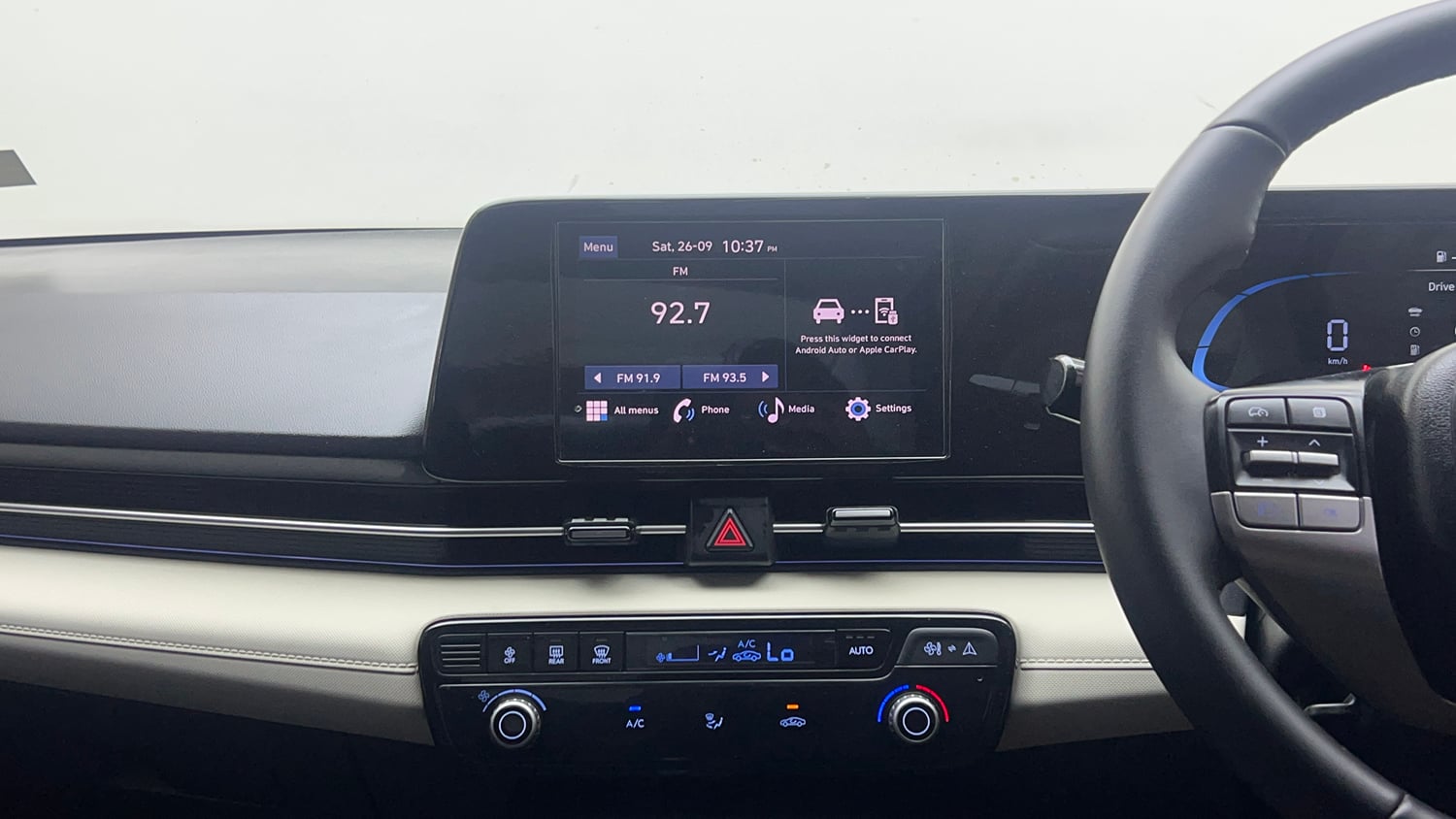 Used 2025 Hyundai Verna SX 1.5 Petrol MT Petrol Manual interior MUSIC SYSTEM & AC CONTROL VIEW