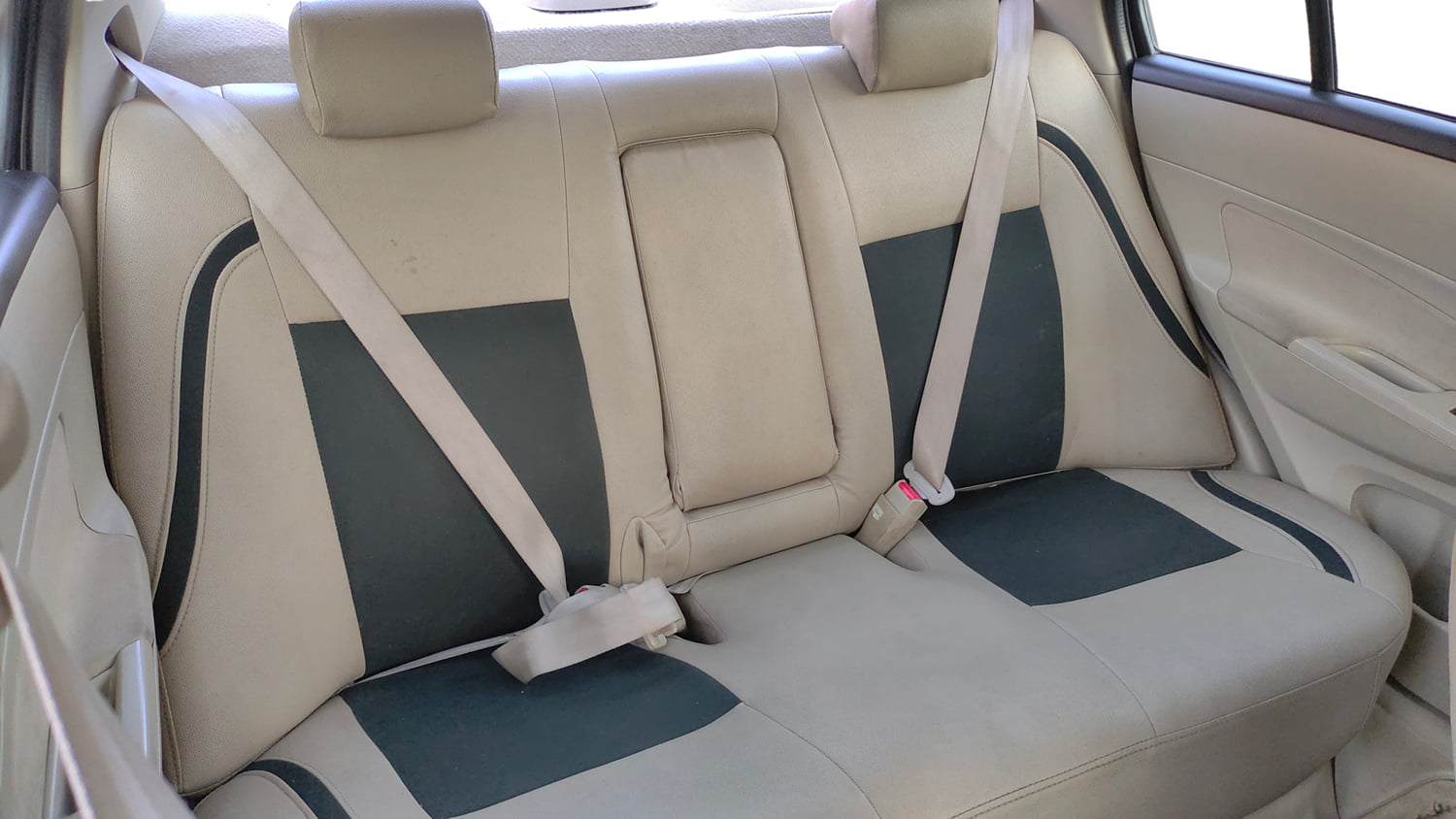 Used 2015 Maruti Suzuki Swift Dzire VXI Petrol Manual interior REAR SEAT CONDITION VIEW