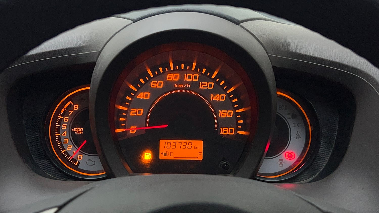 Used 2013 Honda Brio V MT Petrol Manual interior CLUSTERMETER VIEW