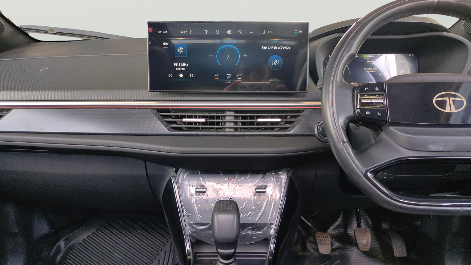 Used 2025 Tata Curvv Accomplished Plus A 1.5 Kryojet Diesel 6MT Dark Edition Diesel Manual interior MUSIC SYSTEM & AC CONTROL VIEW
