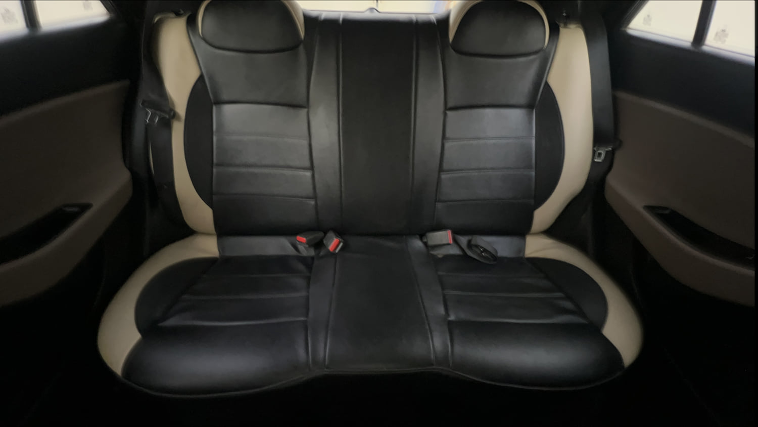 Used 2019 Hyundai Elite i20 Magna Plus 1.2 + CNG (Outside Fitted) Petrol Manual interior REAR SEAT CONDITION VIEW