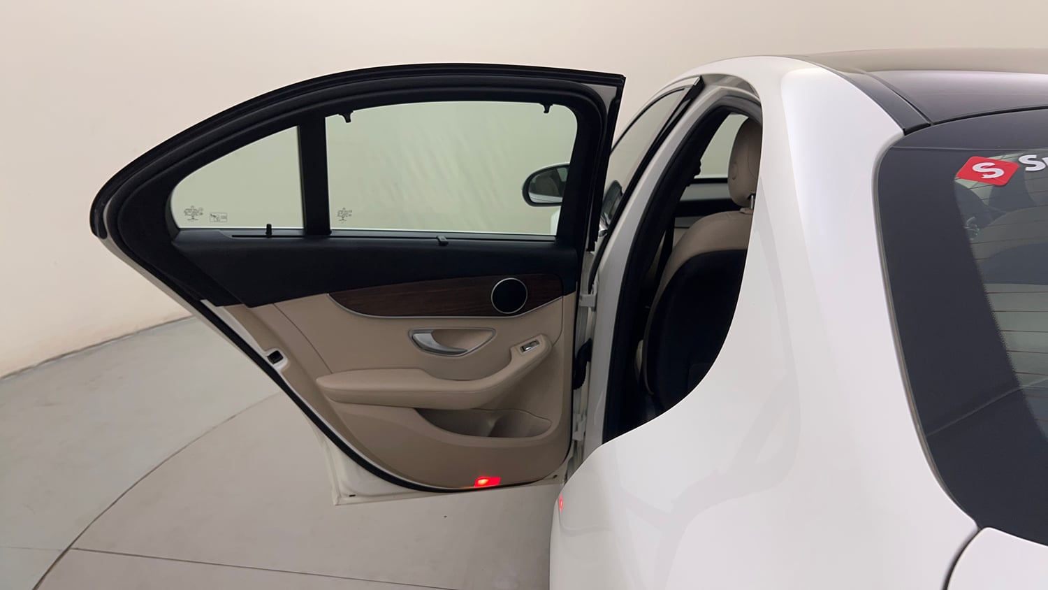 Used 2019 Mercedes-Benz C-Class C 220d Progressive Diesel Automatic interior LEFT REAR DOOR OPEN VIEW