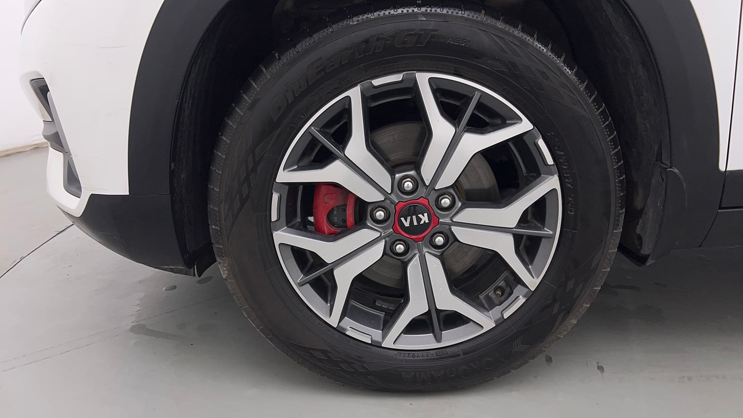 Used 2020 Kia Seltos GTX 1.4 Petrol Manual tyres LEFT FRONT TYRE RIM VIEW
