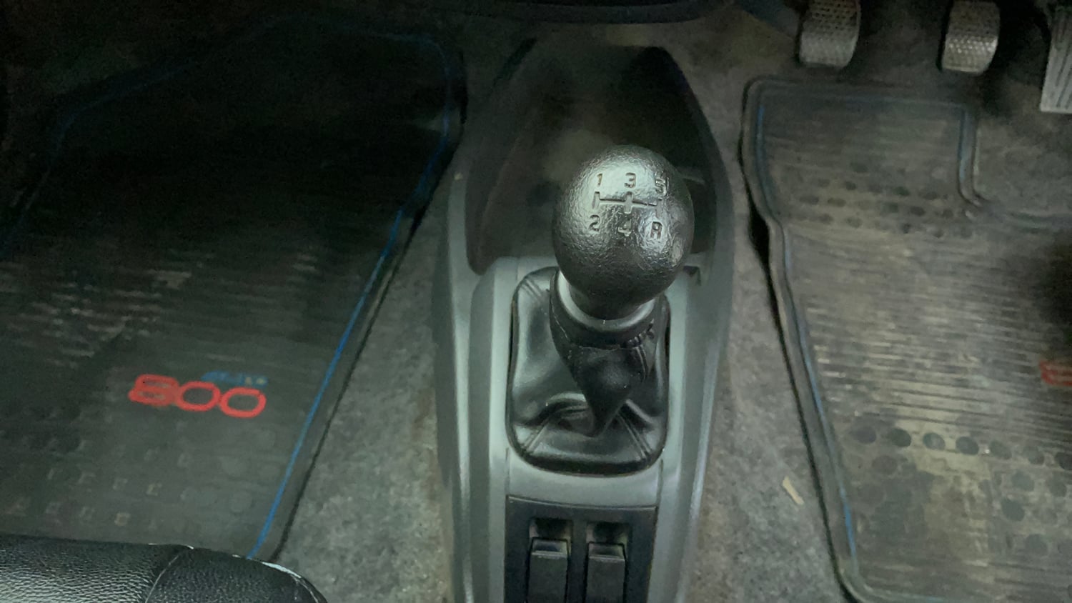 Used 2018 Maruti Suzuki Alto 800 LXi Petrol Manual interior GEAR  KNOB VIEW