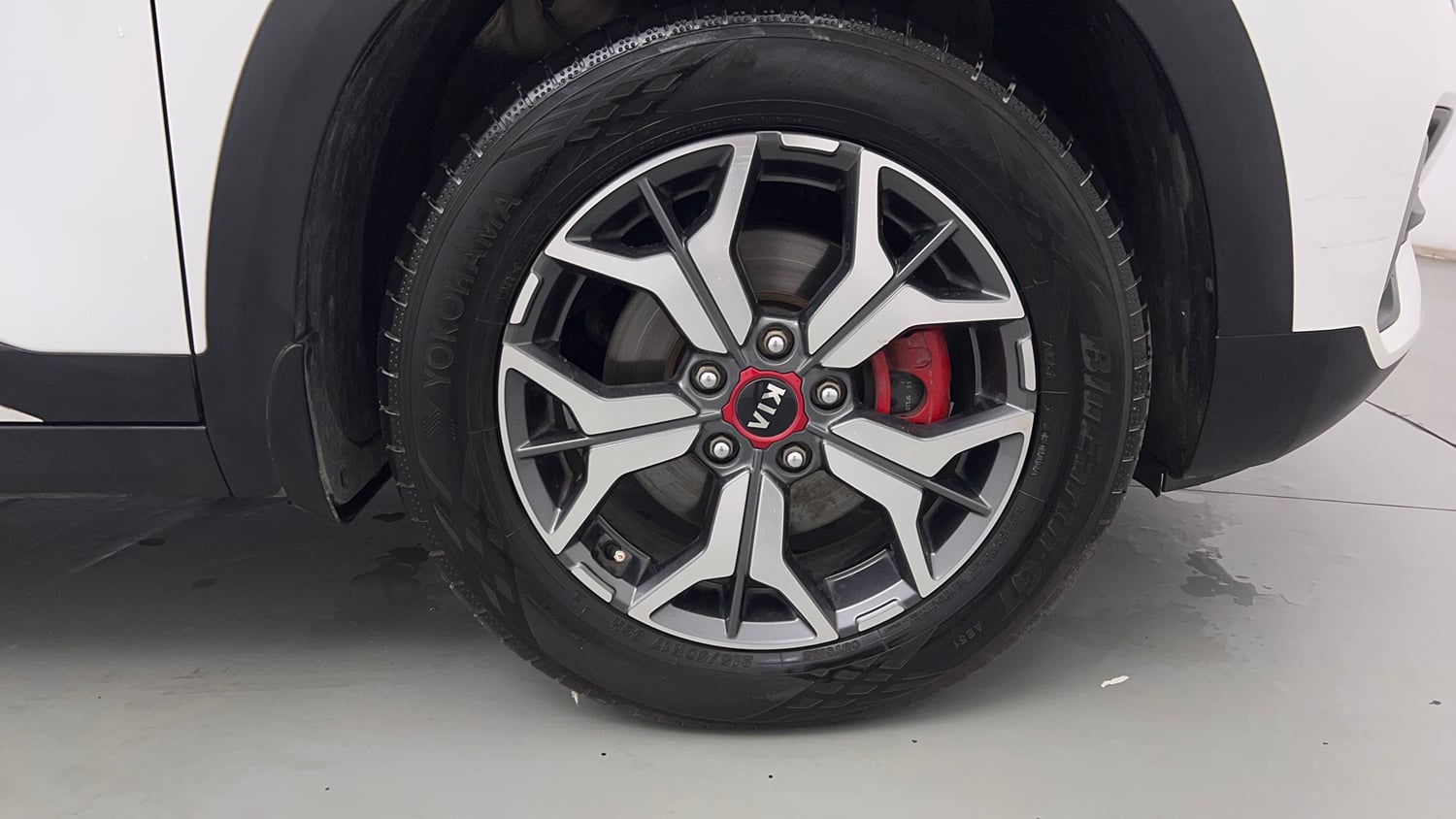 Used 2020 Kia Seltos GTX 1.4 Petrol Manual tyres RIGHT FRONT TYRE RIM VIEW