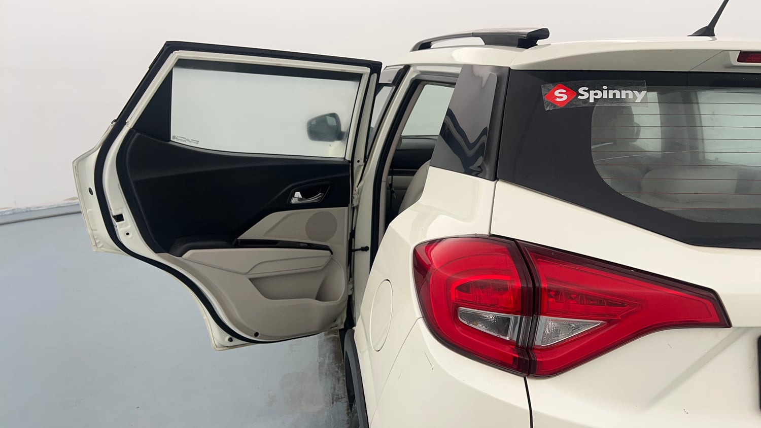 Used 2022 Mahindra XUV 300 W8 (O) 1.2 Petrol Petrol Manual interior LEFT REAR DOOR OPEN VIEW