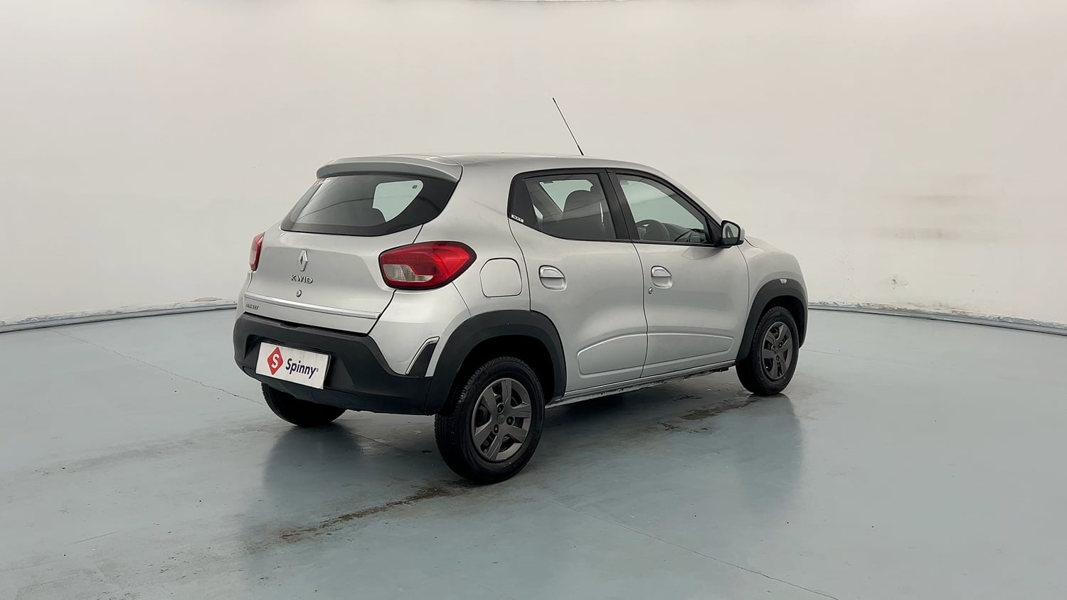 Used 2017 Renault Kwid RXT (O) 1.0 SCE Edition Petrol Manual exterior RIGHT REAR CORNER VIEW