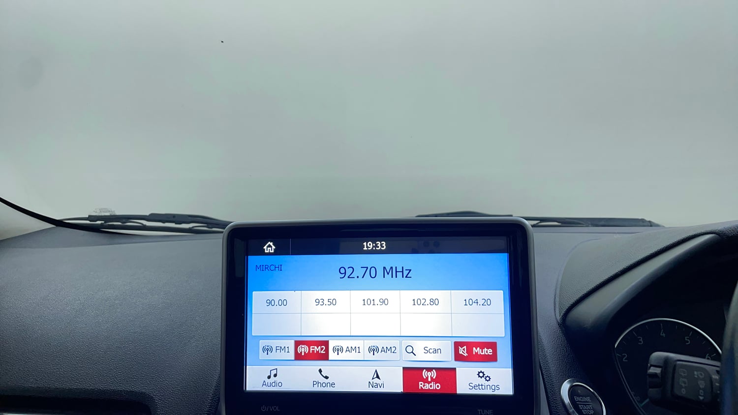 Used 2020 Ford EcoSport Titanium + 1.5L Ti-VCT AT Petrol Automatic top_features Touch screen infotainment system