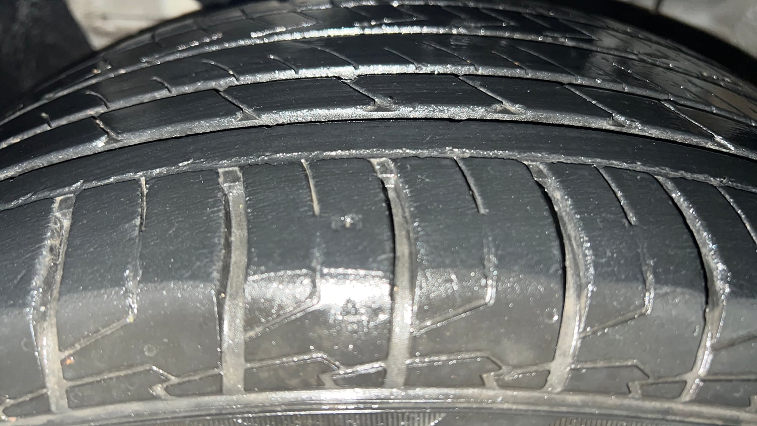 Used 2023 Hyundai Creta E 1.5 Diesel Diesel Manual tyres LEFT FRONT TYRE TREAD VIEW