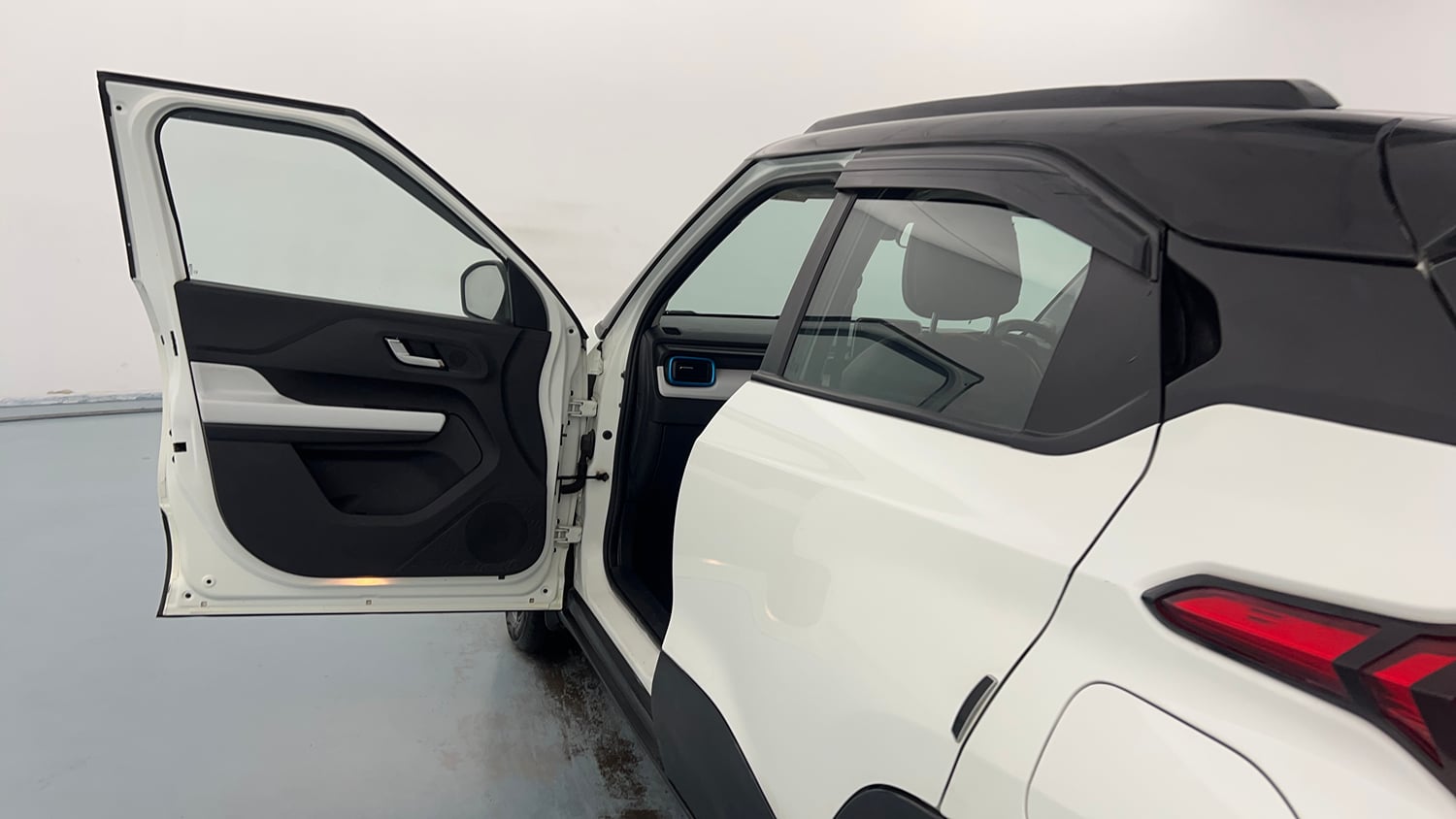 Used 2023 Tata Punch Creative Dual Tone Petrol Manual interior LEFT FRONT DOOR OPEN VIEW