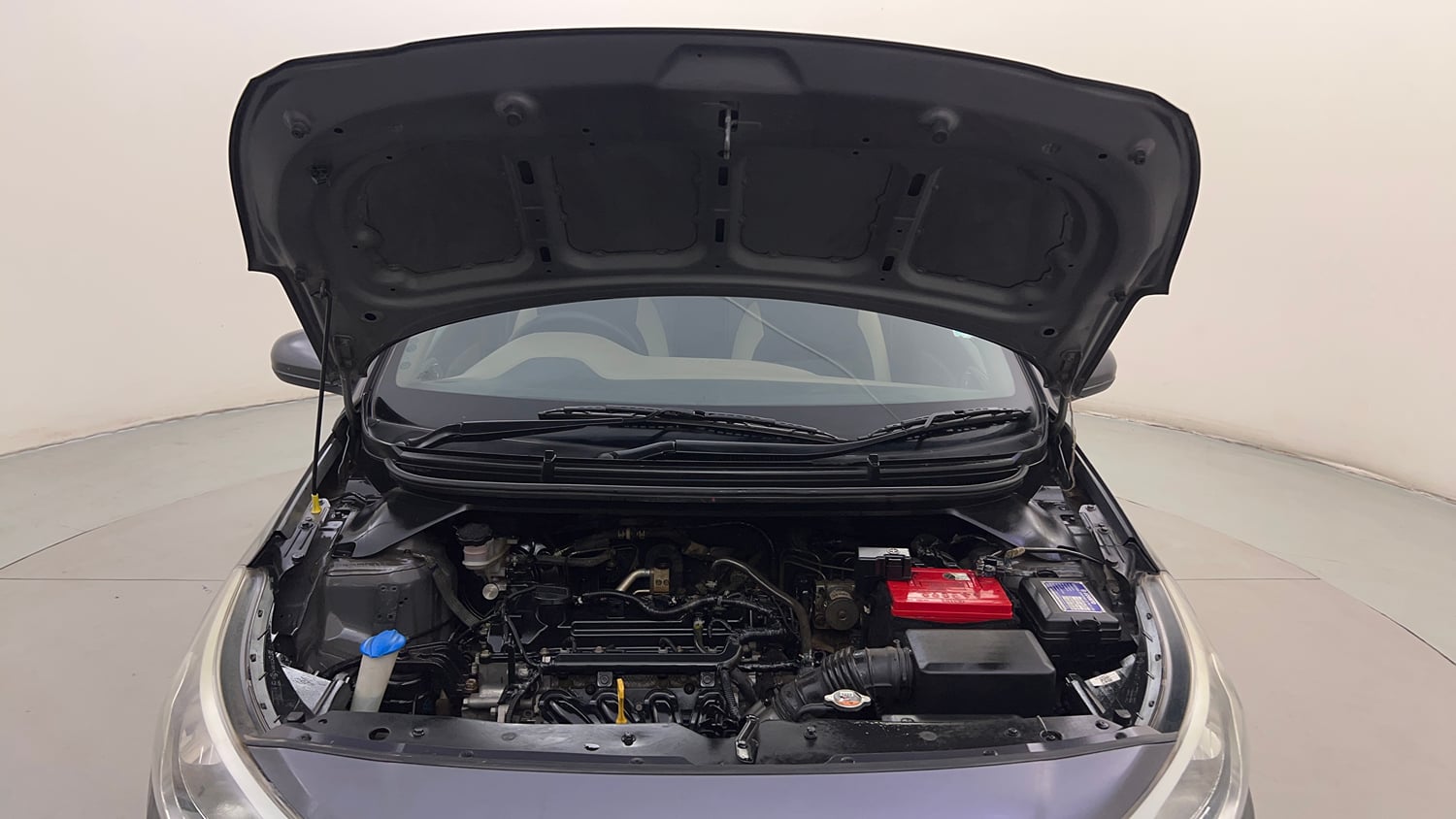 Used 2019 Hyundai Elite i20 Magna Plus 1.2 + CNG (Outside Fitted) Petrol Manual engine ENGINE & BONNET OPEN FRONT VIEW
