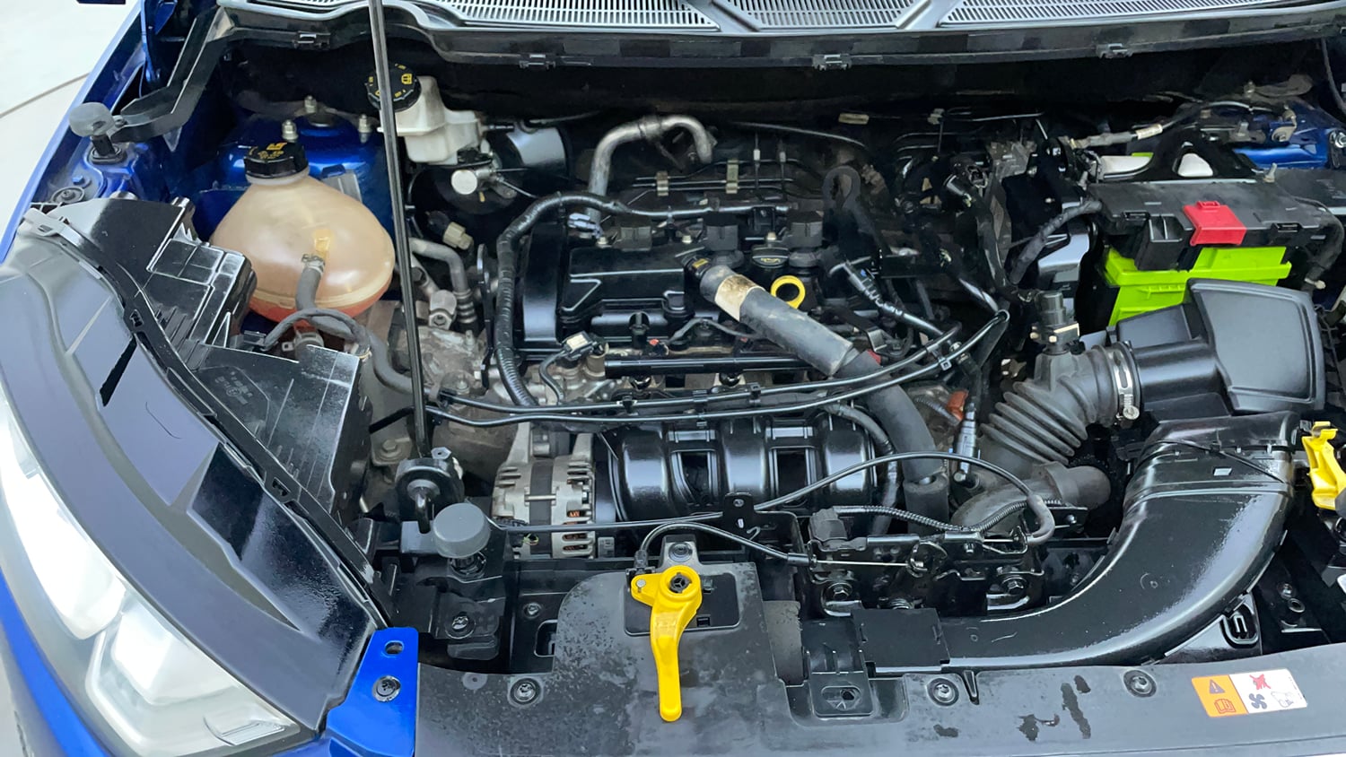 Used 2020 Ford EcoSport Titanium + 1.5L Ti-VCT AT Petrol Automatic engine ENGINE RIGHT SIDE VIEW