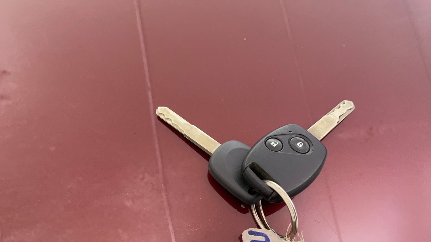 Used 2012 Honda City 1.5 V AT Petrol Automatic extra CAR KEY VIEW
