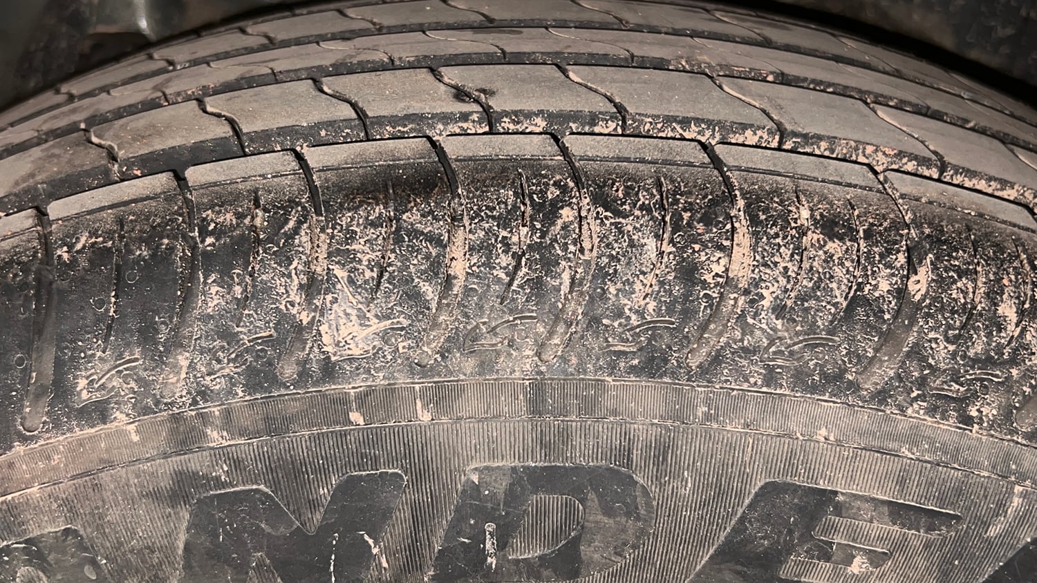 Used 2024 Mahindra XUV 3XO AX5 1.2 Petrol Petrol Manual tyres LEFT REAR TYRE TREAD VIEW