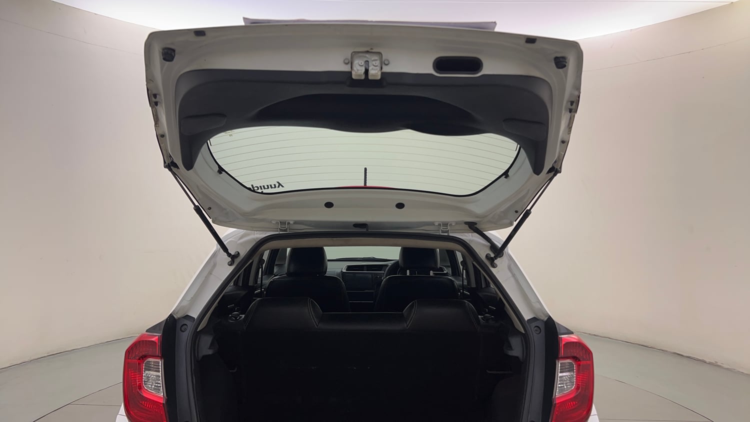 Used 2017 Honda WR-V VX MT Petrol Petrol Manual interior DICKY DOOR OPEN VIEW