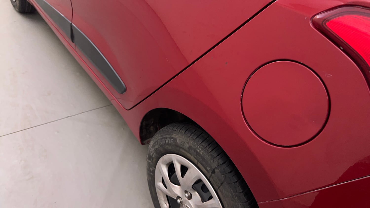 Used 2018 Hyundai Grand i10 Sportz (O) 1.2 Kappa VTVT Petrol Manual dents MINOR DENT