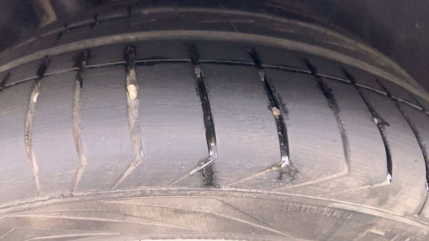 Used 2019 Mercedes-Benz C-Class C 220d Progressive Diesel Automatic tyres RIGHT REAR TYRE TREAD VIEW