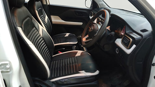 Used 2023 Tata Punch Accomplished MT Petrol Manual interior RIGHT SIDE FRONT DOOR CABIN VIEW