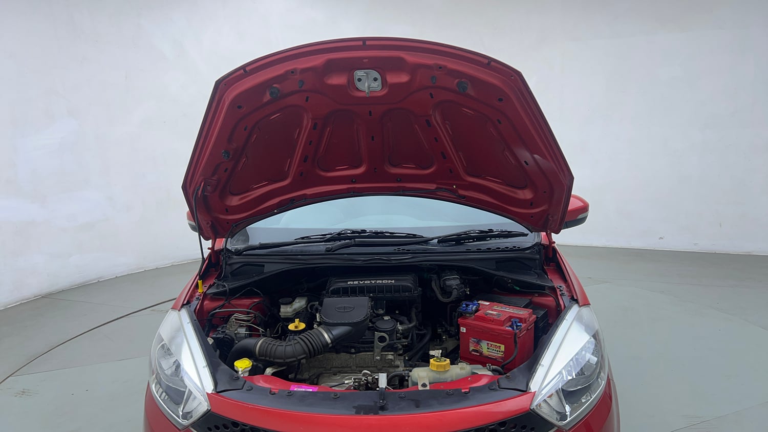 Used 2018 Tata Tiago Revotron XZA Petrol Automatic engine ENGINE & BONNET OPEN FRONT VIEW