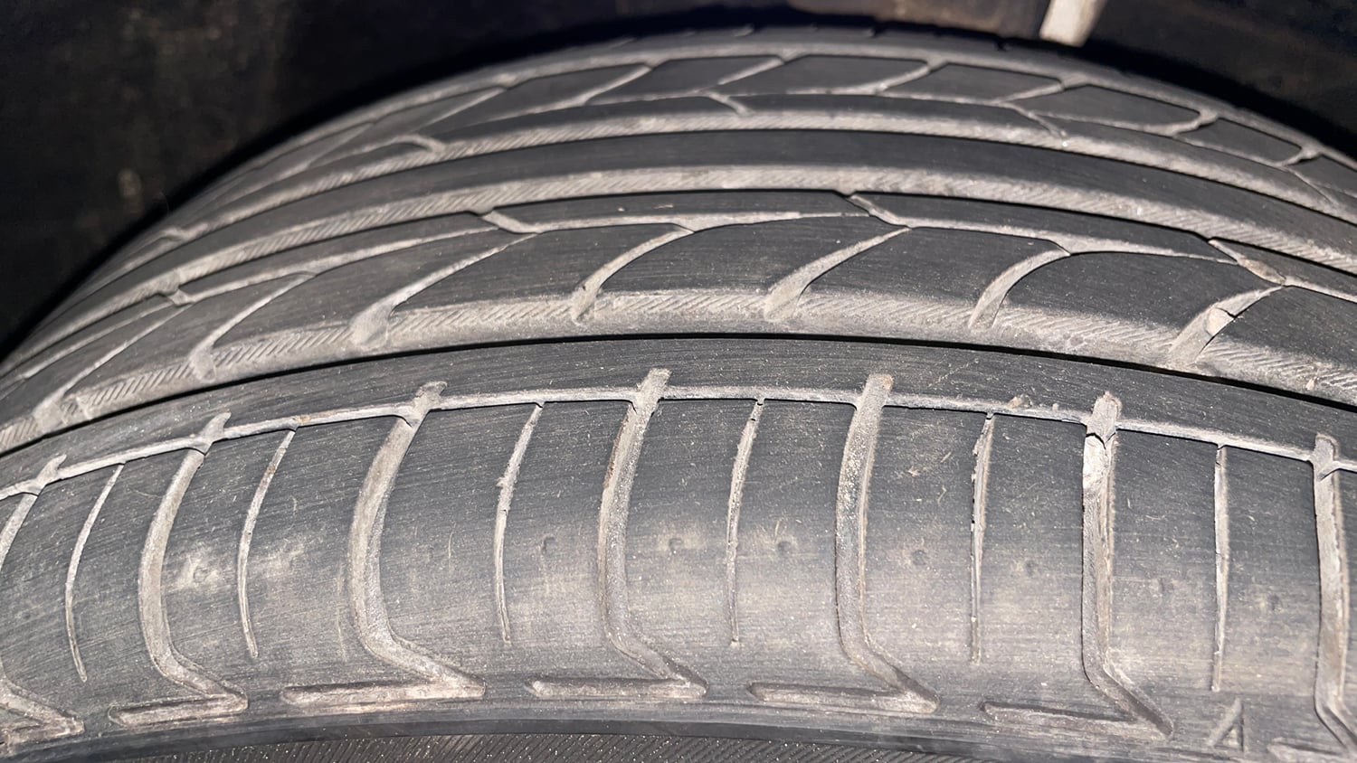 Used 2019 null Petrol Manual tyres RIGHT FRONT TYRE TREAD VIEW