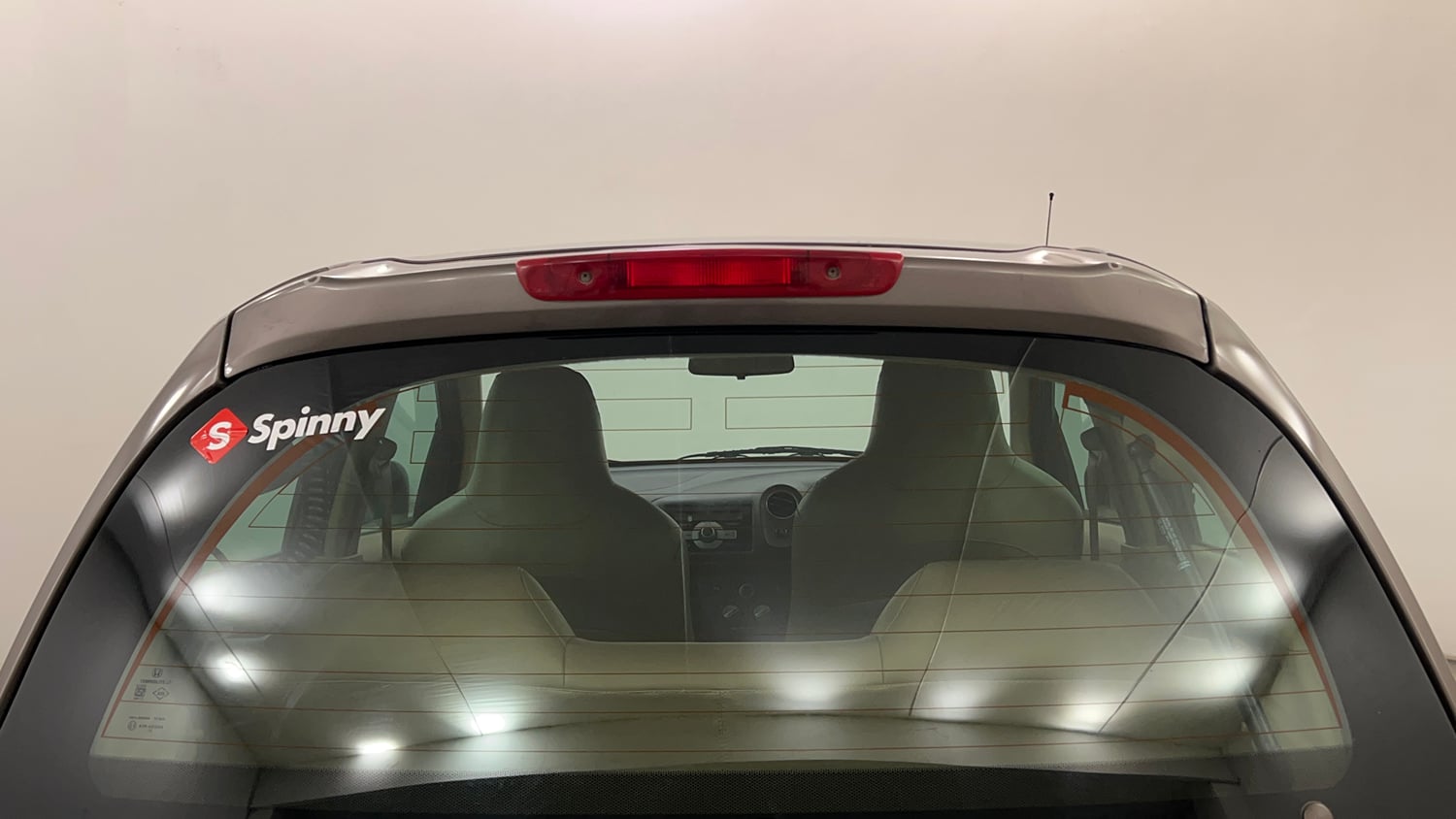 Used 2015 Honda Brio S MT Petrol Manual exterior BACK WINDSHIELD VIEW