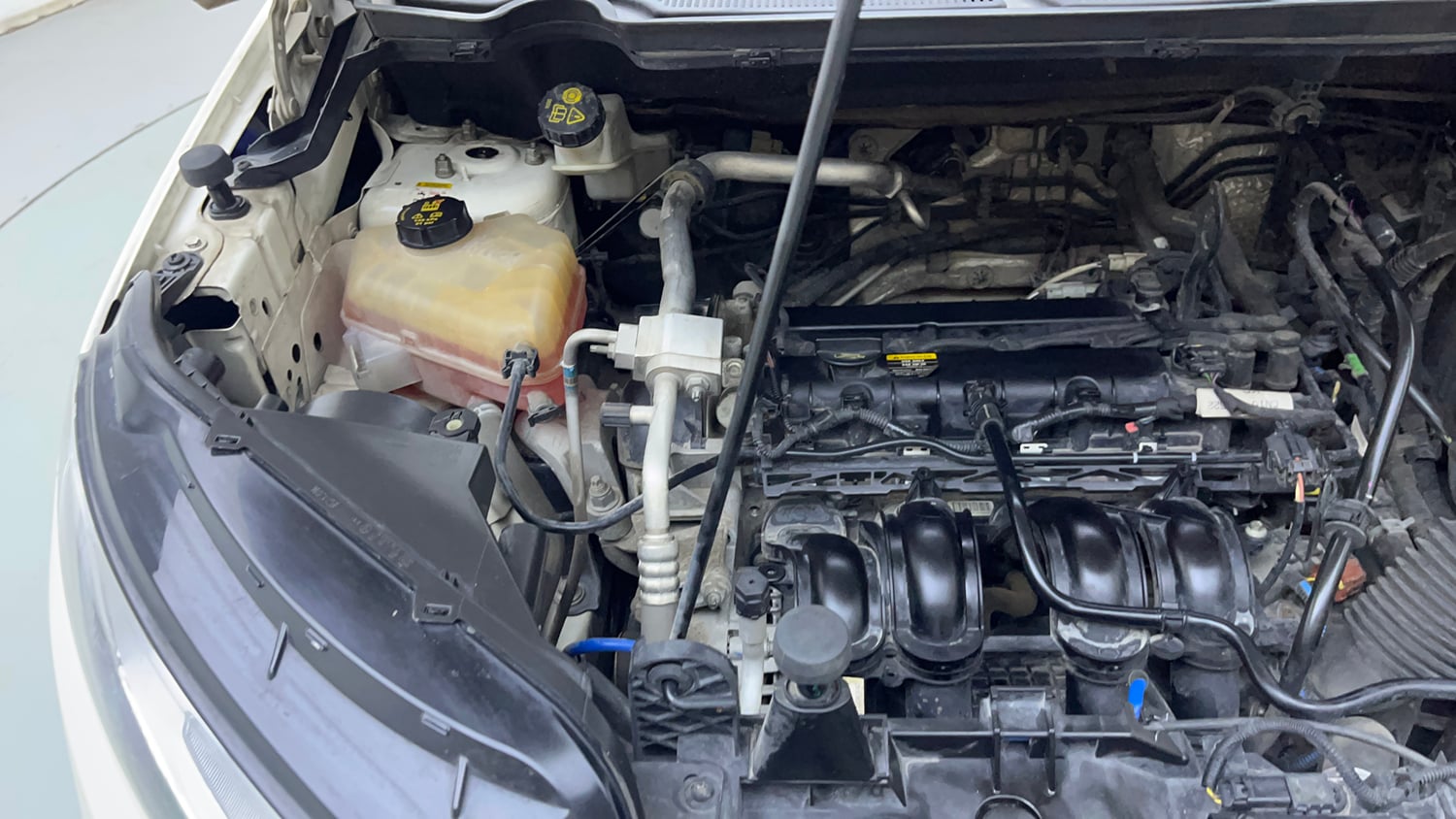 Used 2016 Ford EcoSport Titanium 1.5L Ti-VCT AT Petrol Automatic engine ENGINE RIGHT SIDE VIEW
