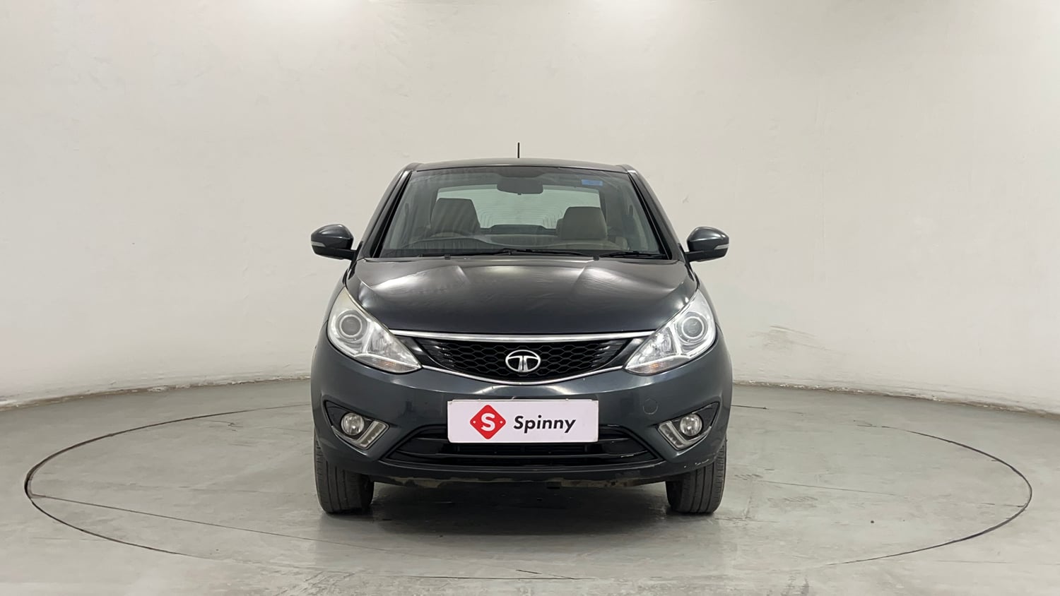Used 2016 Tata Zest XT Petrol Petrol Manual exterior FRONT VIEW