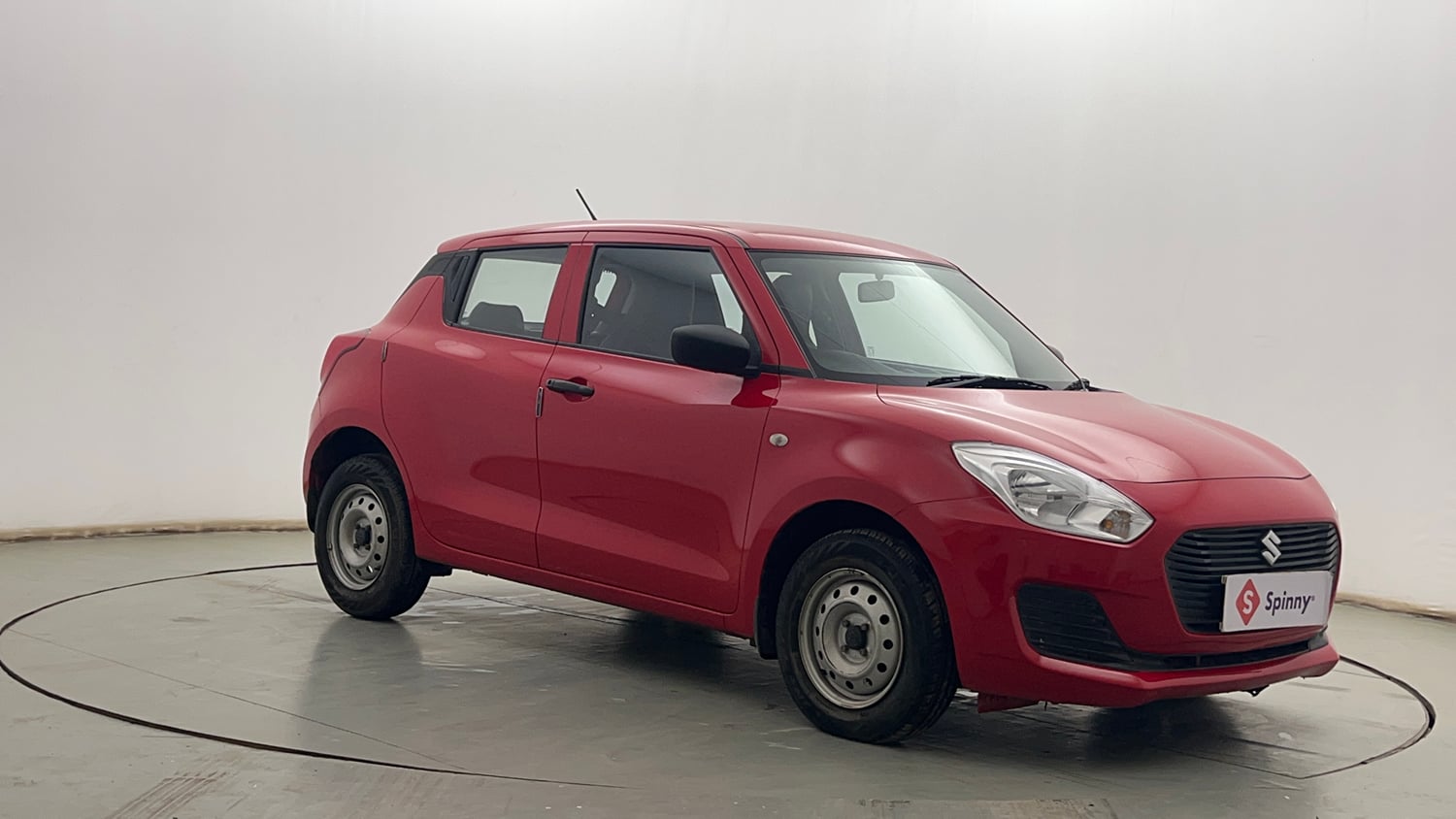 Used 2021 Maruti Suzuki Swift LXi Petrol Manual exterior RIGHT FRONT CORNER VIEW