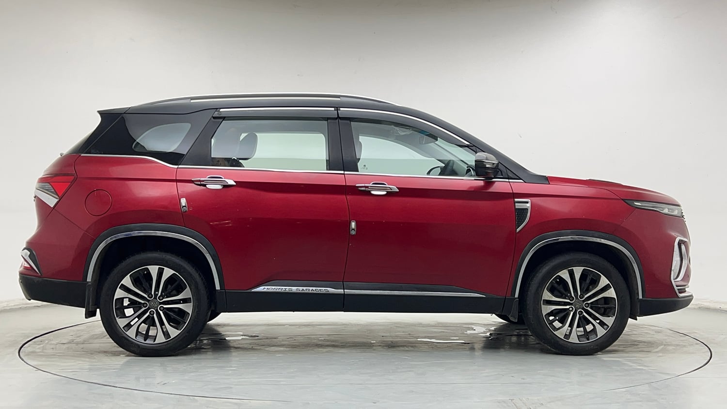 Used 2021 MG Motors Hector Plus Sharp 1.5 Petrol Turbo CVT 6-STR Dual Tone Petrol Automatic exterior RIGHT SIDE VIEW