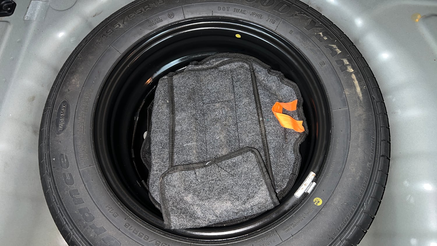 Used 2019 hyundai Venue SX 1.0 (O) Turbo Petrol Petrol Manual tyres SPARE TYRE VIEW