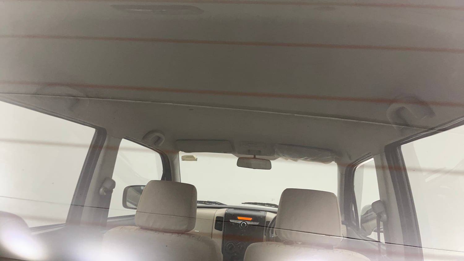 Used 2017 Maruti Suzuki Wagon R 1.0 VXI AMT Petrol Automatic top_features Rear defogger