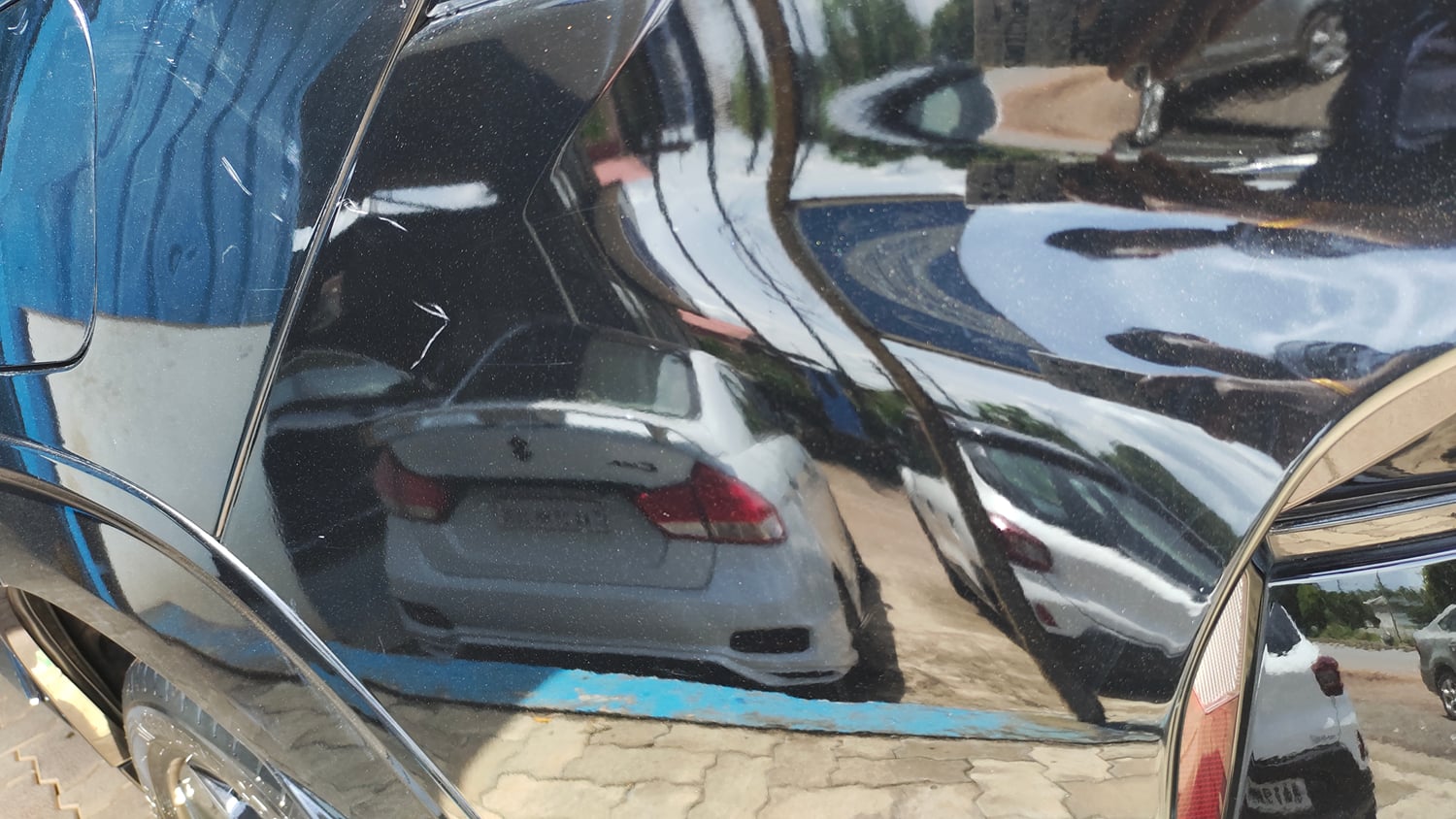 Used 2025 Tata Curvv Accomplished Plus A 1.5 Kryojet Diesel 6MT Dark Edition Diesel Manual dents MINOR SCRATCH