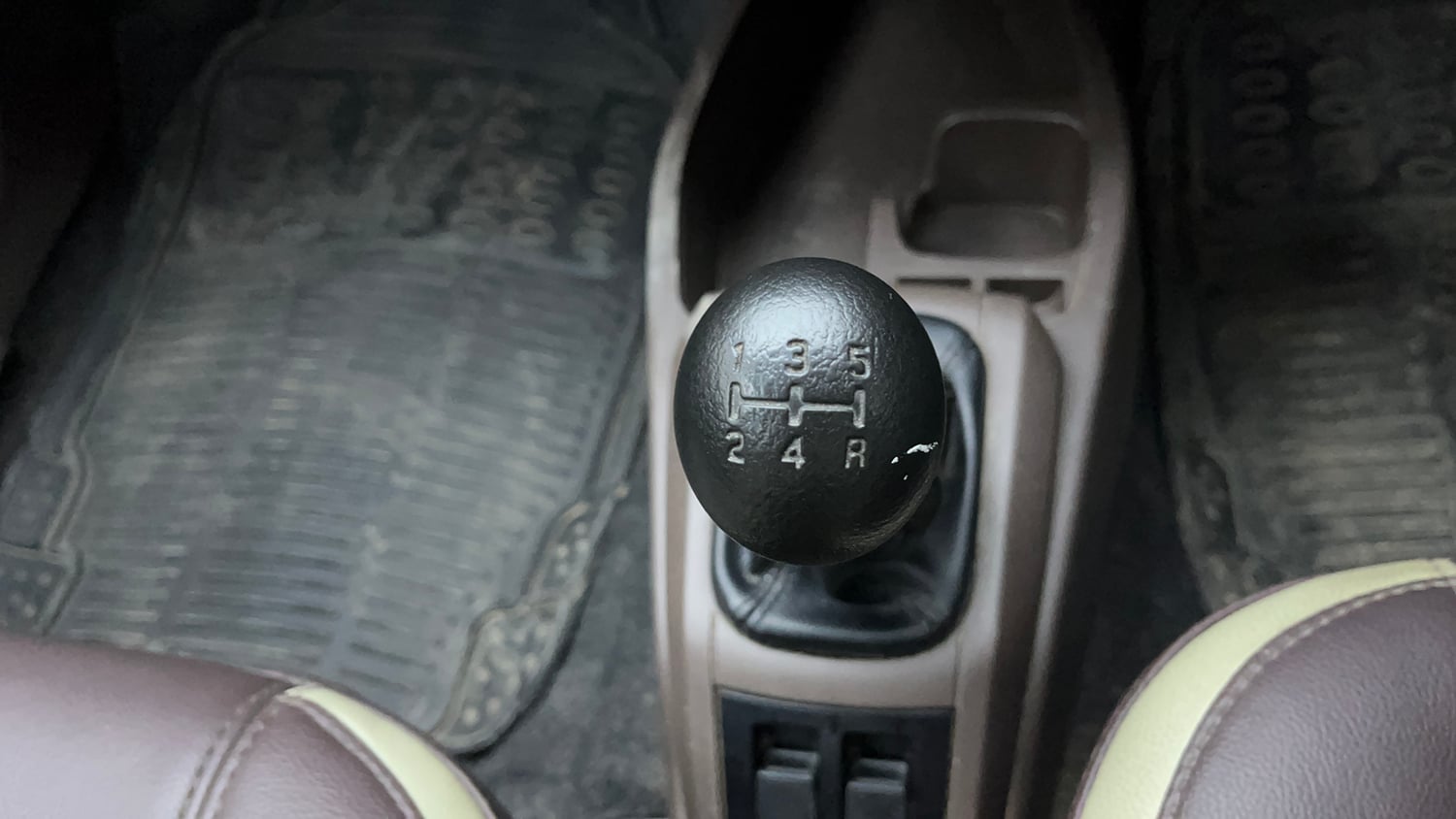 Used 2013 Maruti Suzuki Alto 800 Lxi CNG Cng Manual interior GEAR  KNOB VIEW