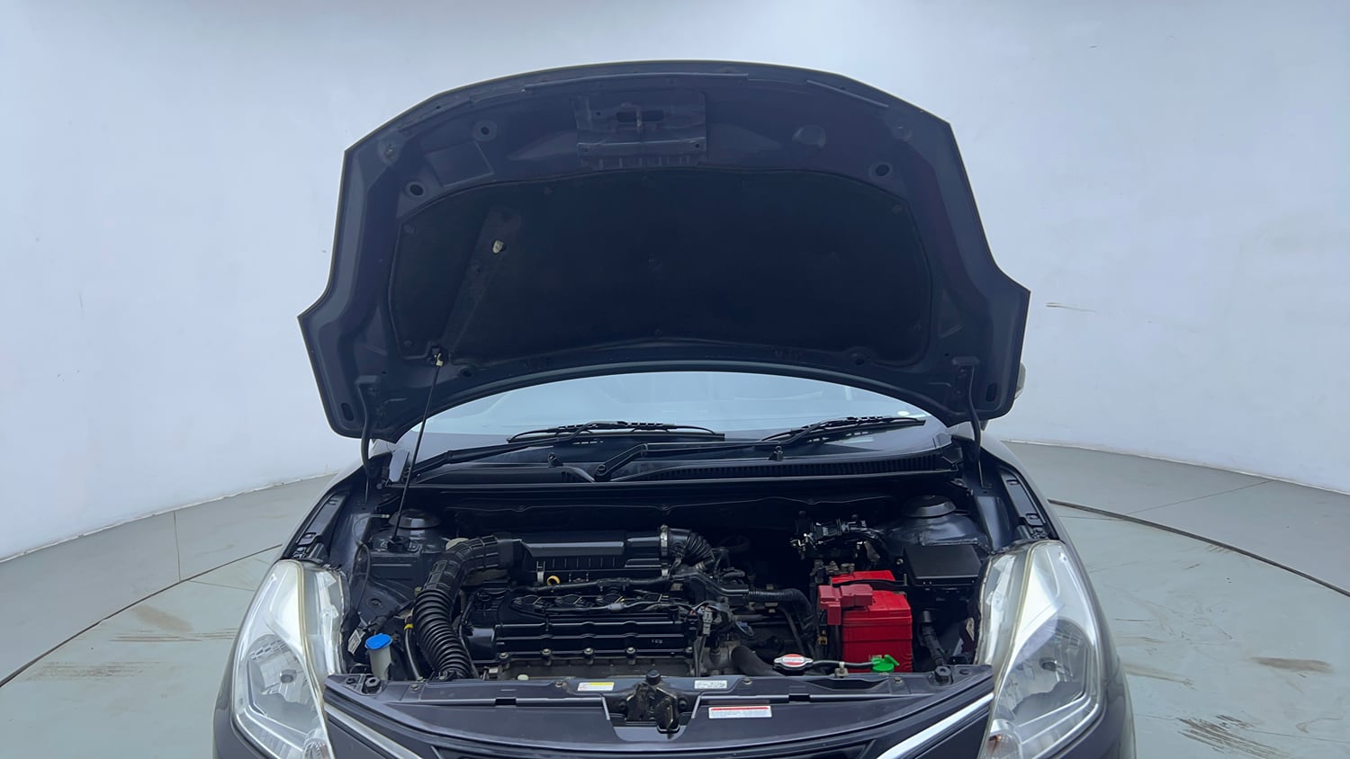 Used 2018 Maruti Suzuki Baleno Delta 1.2 Petrol Manual engine ENGINE & BONNET OPEN FRONT VIEW