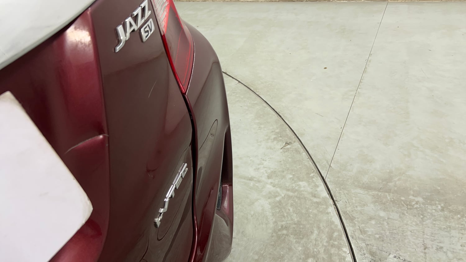 Used 2015 Honda Jazz SV Petrol Petrol Manual dents MINOR SCRATCH